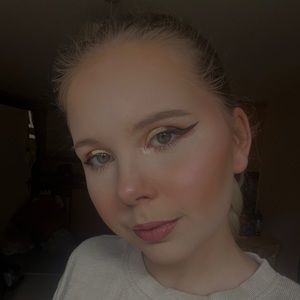 Meet your Posher, Oliwia